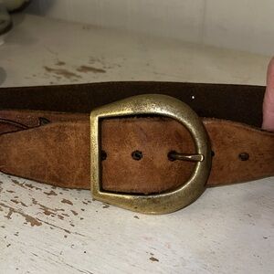 Vintage handmade wide ladies leather hand tooled roses belt brass buckle